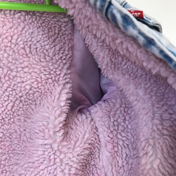 Levi’s fully lined jean jacket - Picture 5 of 11